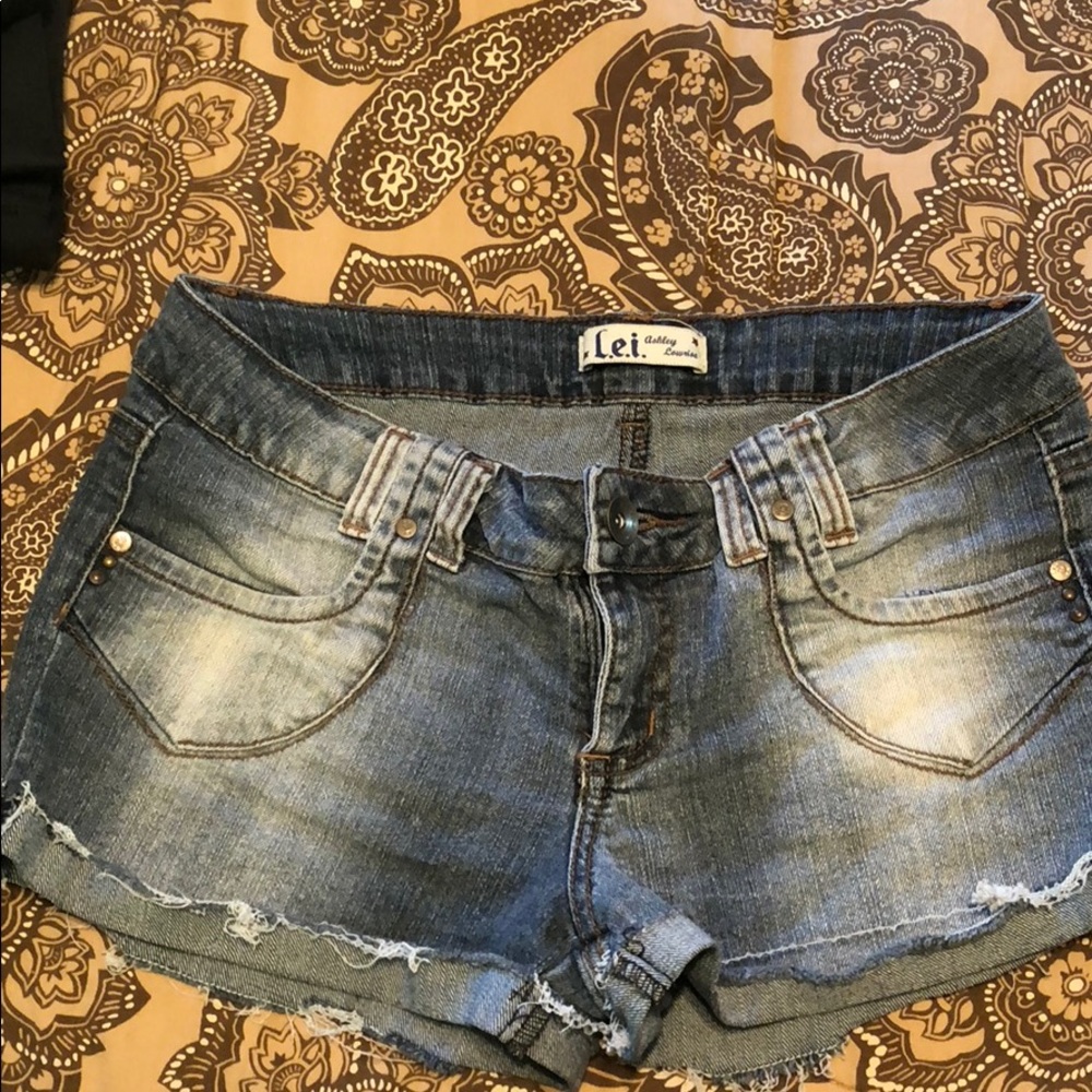 Lei jean shorts